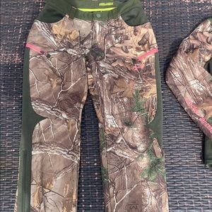 Under Armour storm camo pants